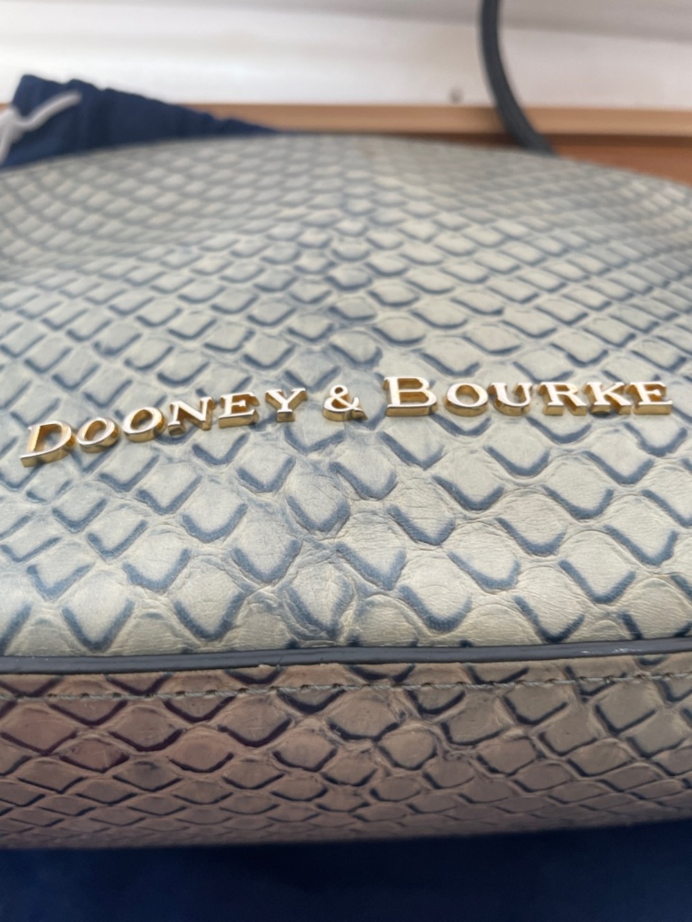 Dooney & Bourke Beige Snake-Embossed Crossbody Bag with Black Strap - Picture 4 of 8
